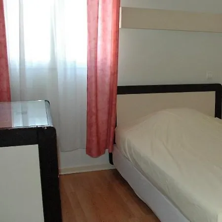 Hotel Le Petit Trianon